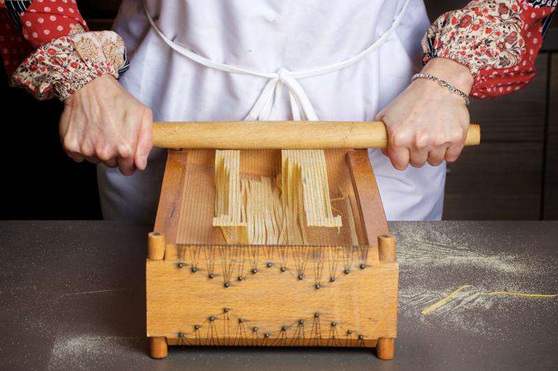 Italian Pasta Chitarra with Rolling Pin