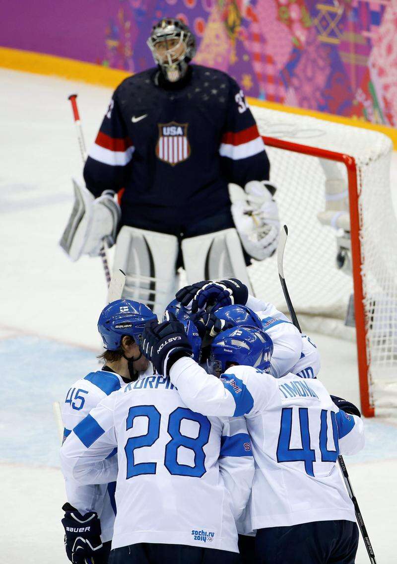 Teemu Selanne scores twice to help Finland rout the U.S. 5-0 for bronze in  Olympic hockey