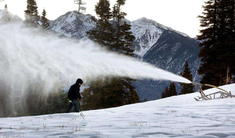 Colorado ski resorts aim for more efficient snowmaking amid drought