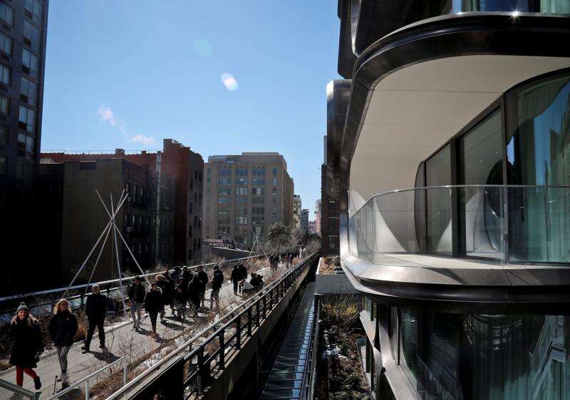 High Line Park, the trendy place to walk in New York!