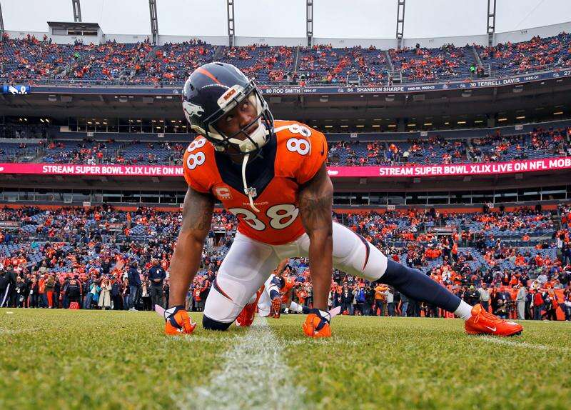 LOOK: Demaryius Thomas shows up for Broncos' workouts, but not