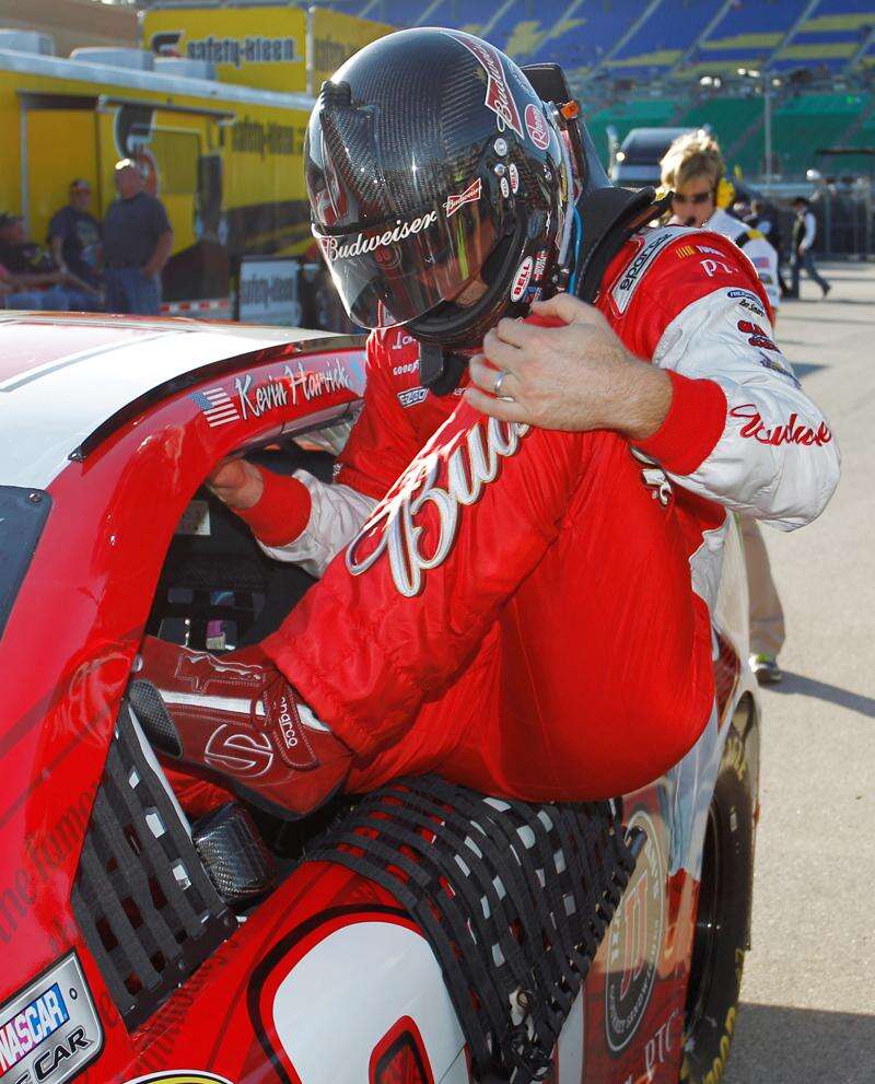Harvick wins a rare pole position - The Durango Herald
