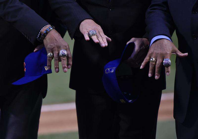 Photos: Cubs receive World Series rings at Wrigley Field - The Athletic