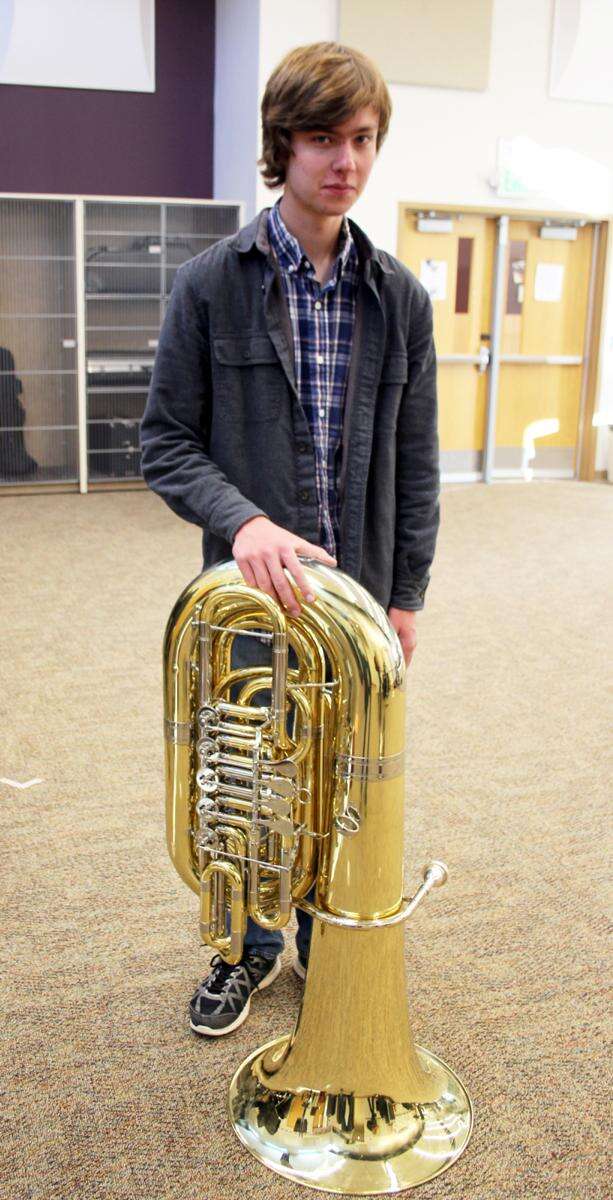 Bayfield High tuba player selected for state symphonic band – The Durango  Herald
