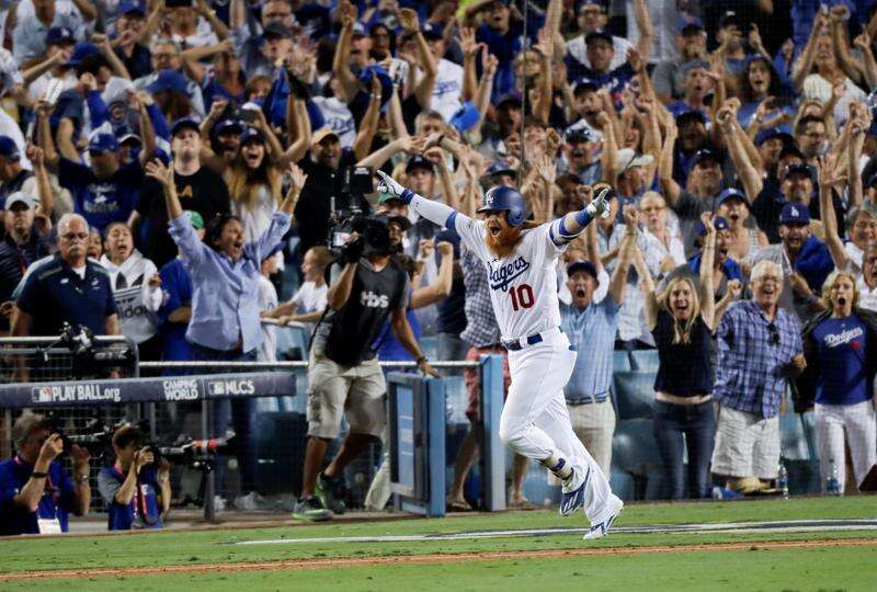 Justin Turner's walk-off homer in 9th gives Dodgers win over Cubs