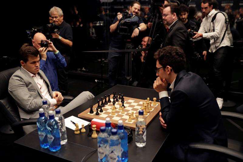 World Chess Championship Magnus Carlsen vs Fabiano Caruana Armageddon game