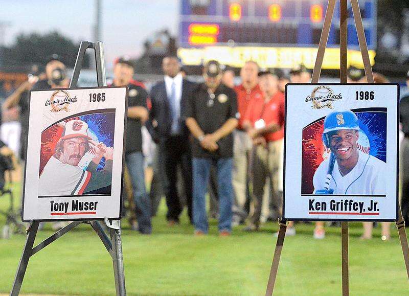 Ken Griffey Jr. Cincinnati Reds Legends of the Park Hall of Fame