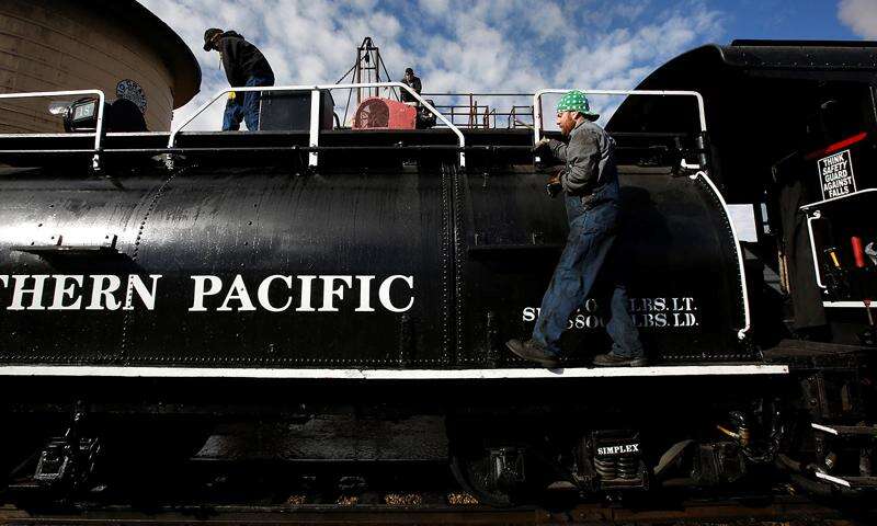 Durango & Silverton Narrow Gauge begins era of oil-burning locomotives – The  Journal