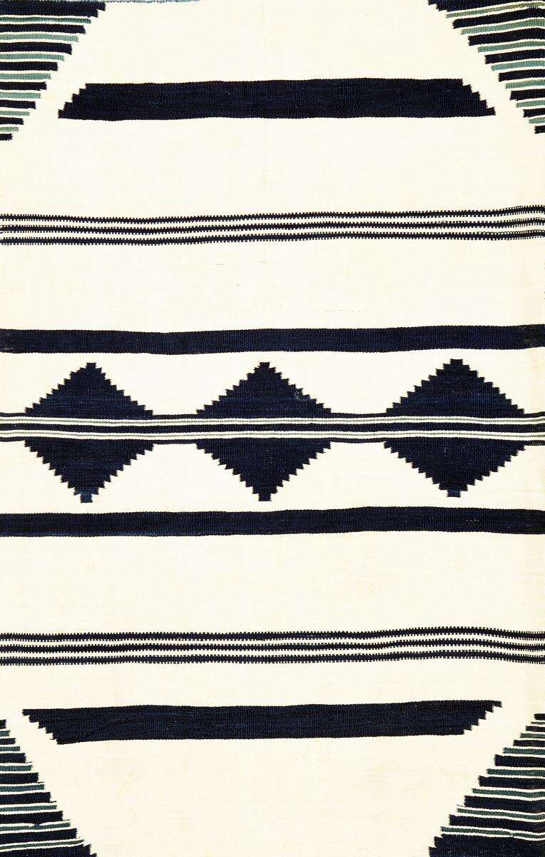 Pendleton blankets inspired by Navajo designs benefit Center of