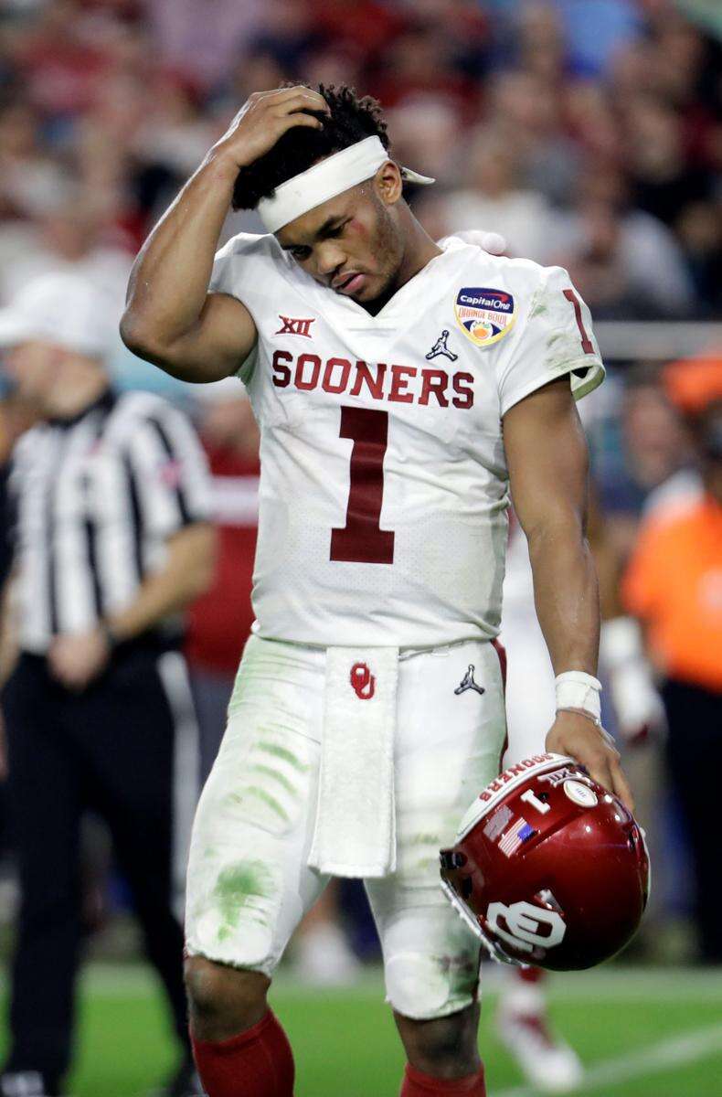 Oklahoma QB Kyler Murray plans to play football in 2018 after going