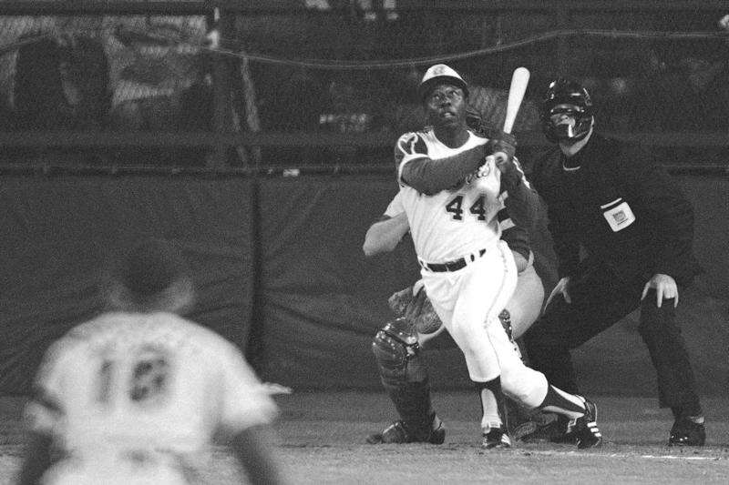 Hank Aaron, baseball's one-time home run king, dies at 86 - WBBJ TV