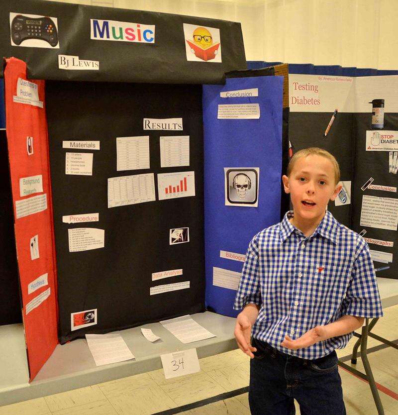 Mancos students impress at middle school science fair – The ...