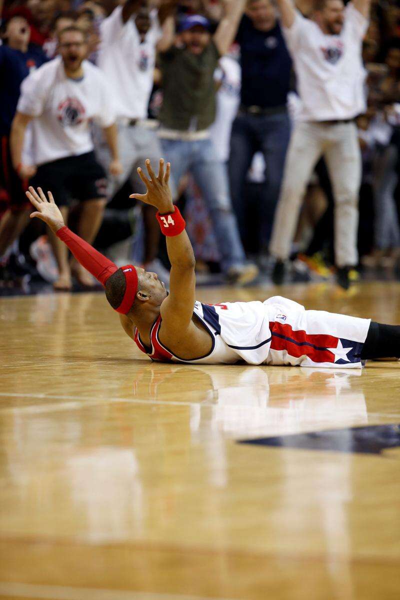 Paul Pierce's buzzer-beater lifts Wizards past Hawks 103-101