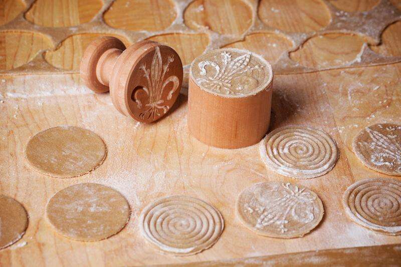 Flower-shaped Stamp for Making Ligurian Corzetti Pasta