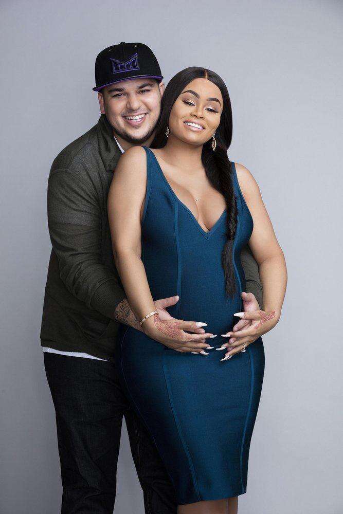 Rob & Chyna': E! Orders Rob Kardashian & Blac Chyna Series About Couple's  Pregnancy