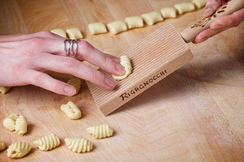 Italian Pasta Chitarra with Rolling Pin - Small