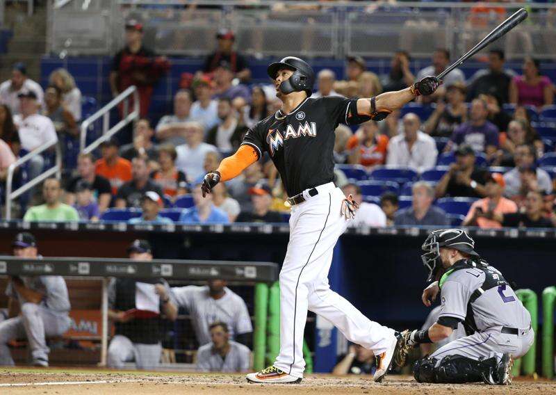 Giancarlo Stanton sets Marlins single-season home run record with