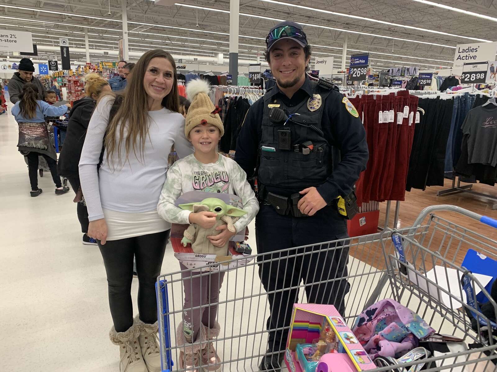 125 Durango-area children 'Shop with a Cop' at Walmart – The