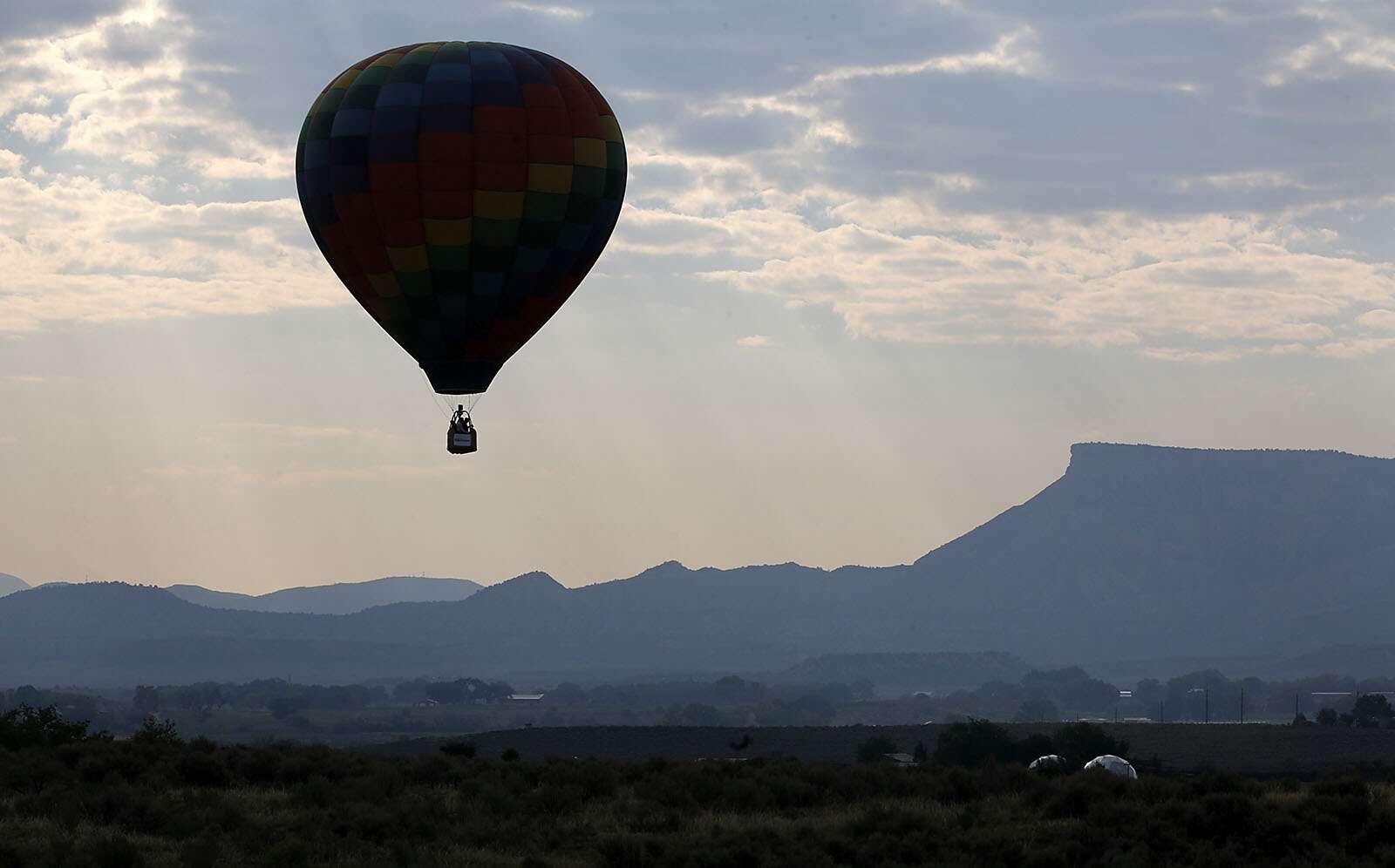 Cortez Rendezvous balloon rally brightens skies in Montezuma County