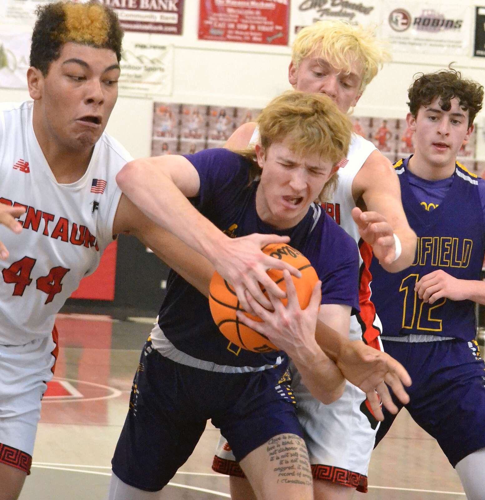 Bayfield takes doubleheader at Centauri – The Durango Herald