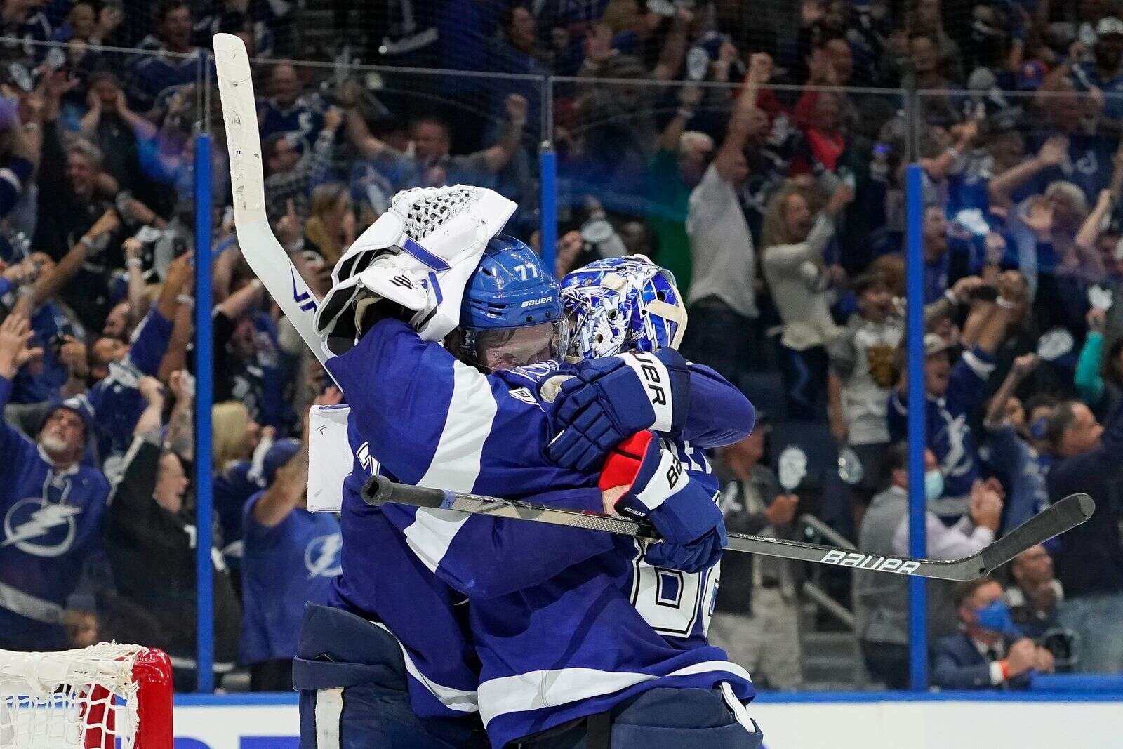 Lightning beat Rangers, headed for Stanley Cup Final