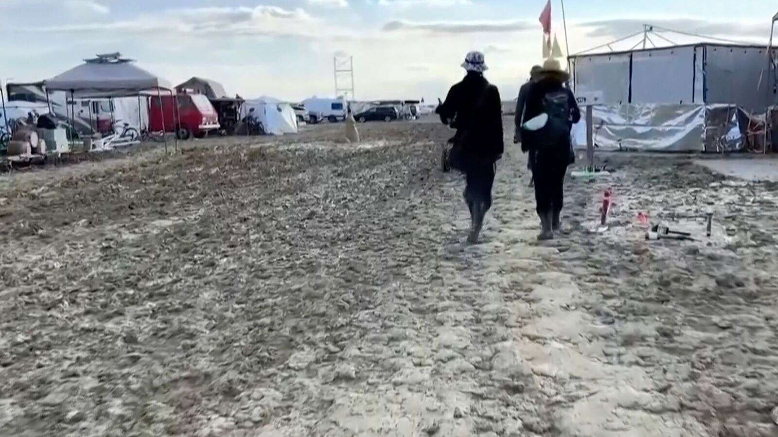 No longer stranded, tens of thousands clean up and head home after Burning  Man floods – WATE 6 On Your Side