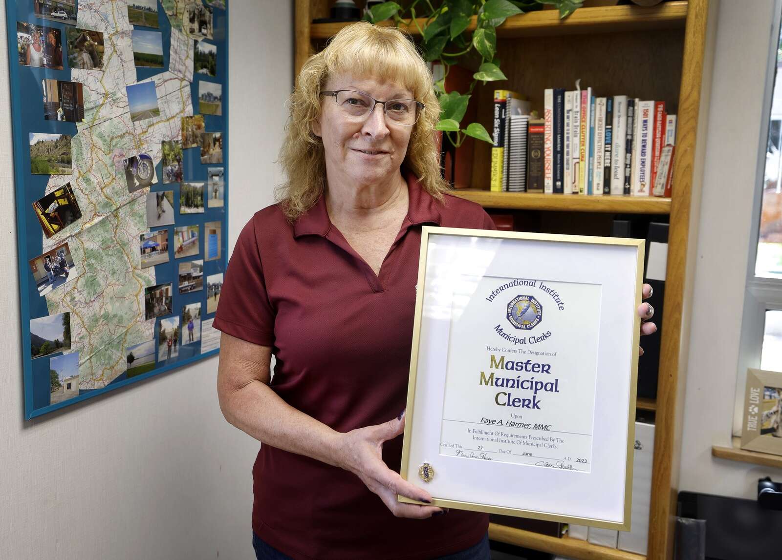 City clerk becomes first in Durango s history to earn master clerk