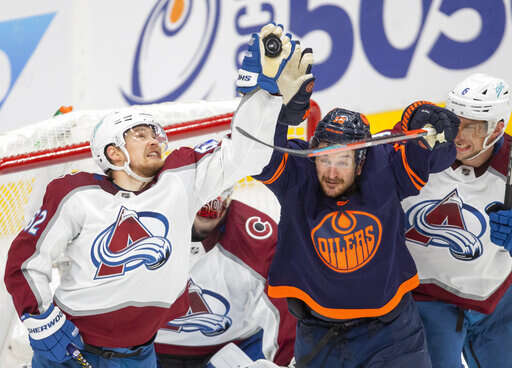 A day after surgery, Avs captain Gabriel Landeskog posts positive