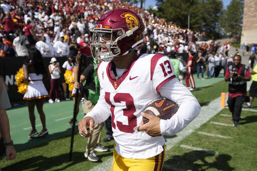 Williams ties career high with 6 TD passes, No. 8 USC withstands late  Colorado rally for 48-41 win – The Journal