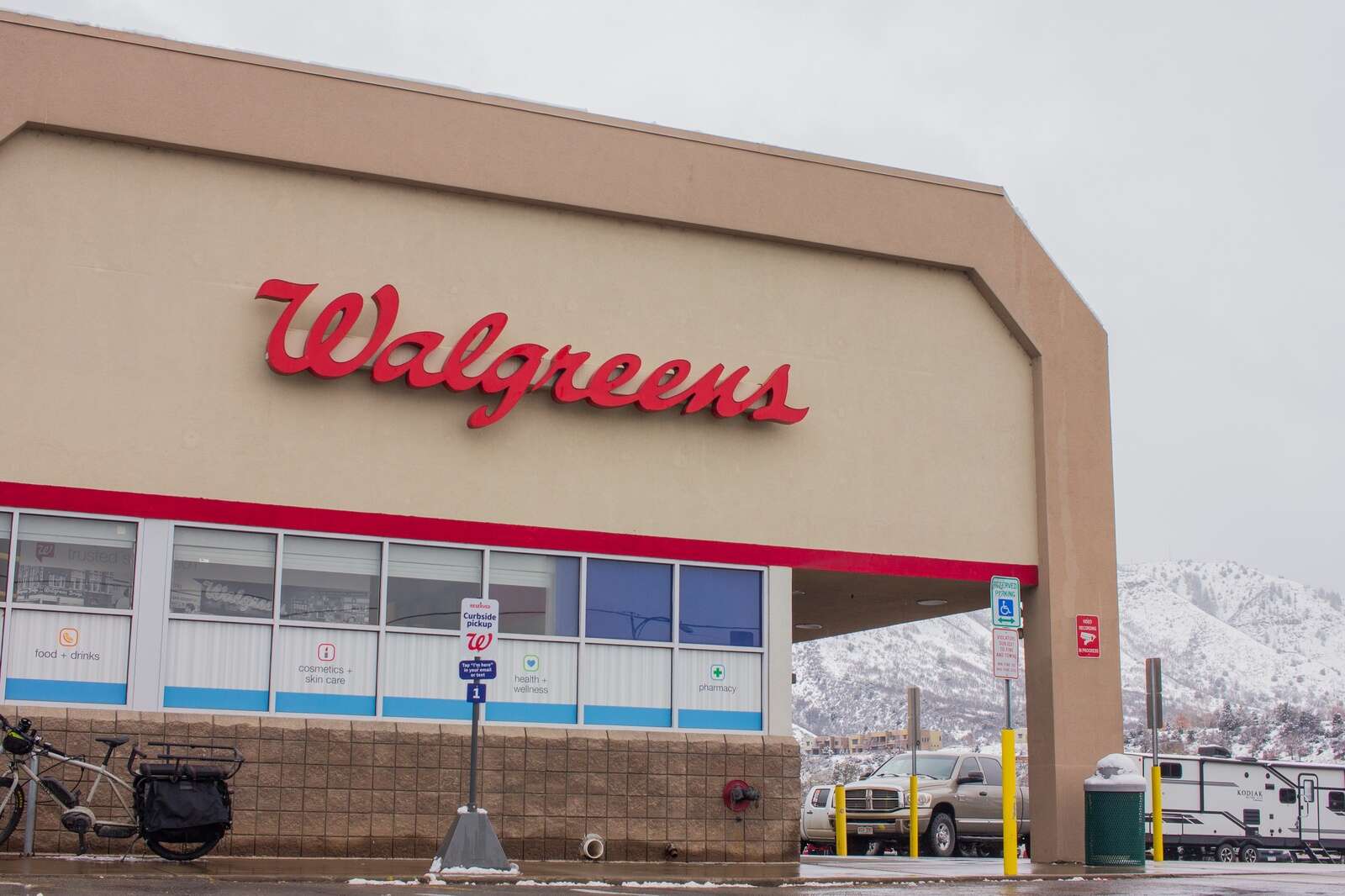 walgreens pharmacy counter