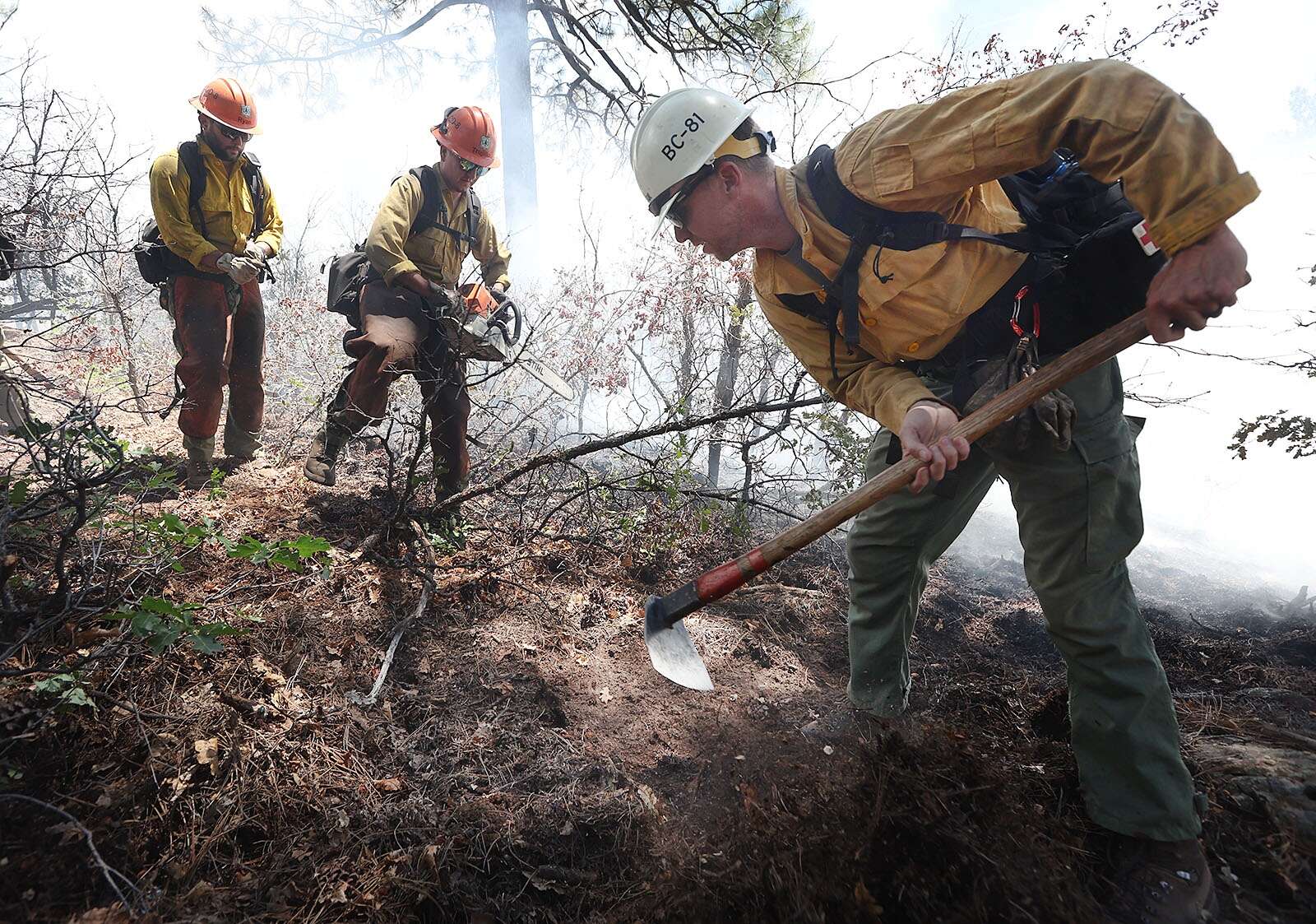 Firefighters reach full containment on Twin Buttes Fire; blaze measured at  4 acres – The Durango Herald