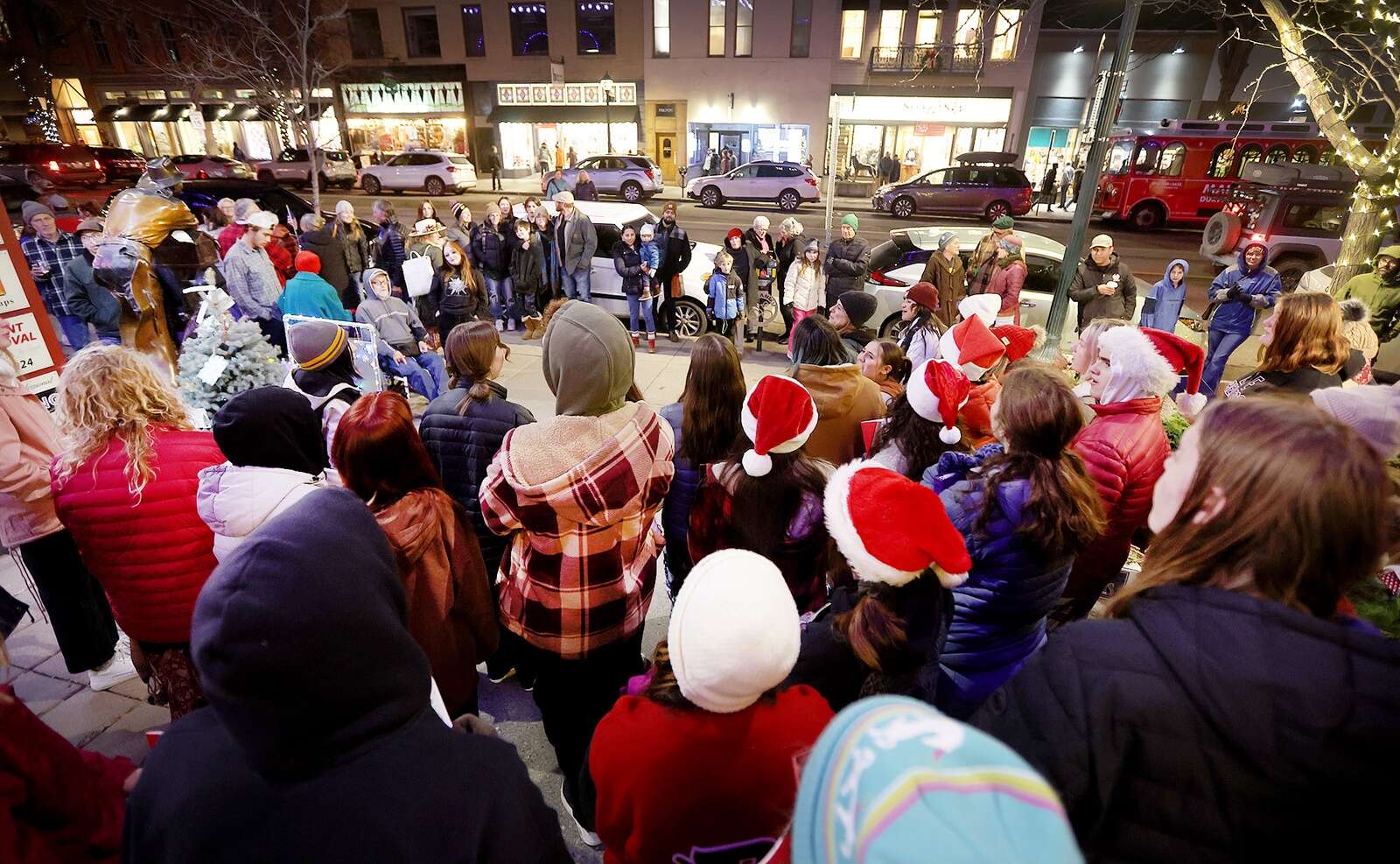 Shoppers fill downtown Durango for Noel Night The Durango Herald