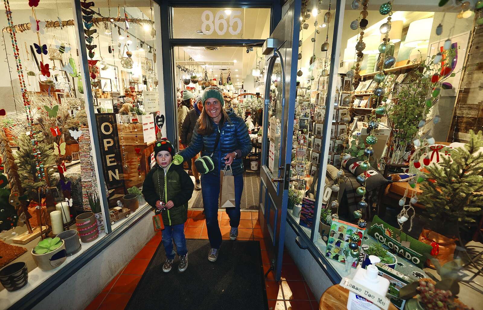 Shoppers fill downtown Durango for Noel Night The Durango Herald