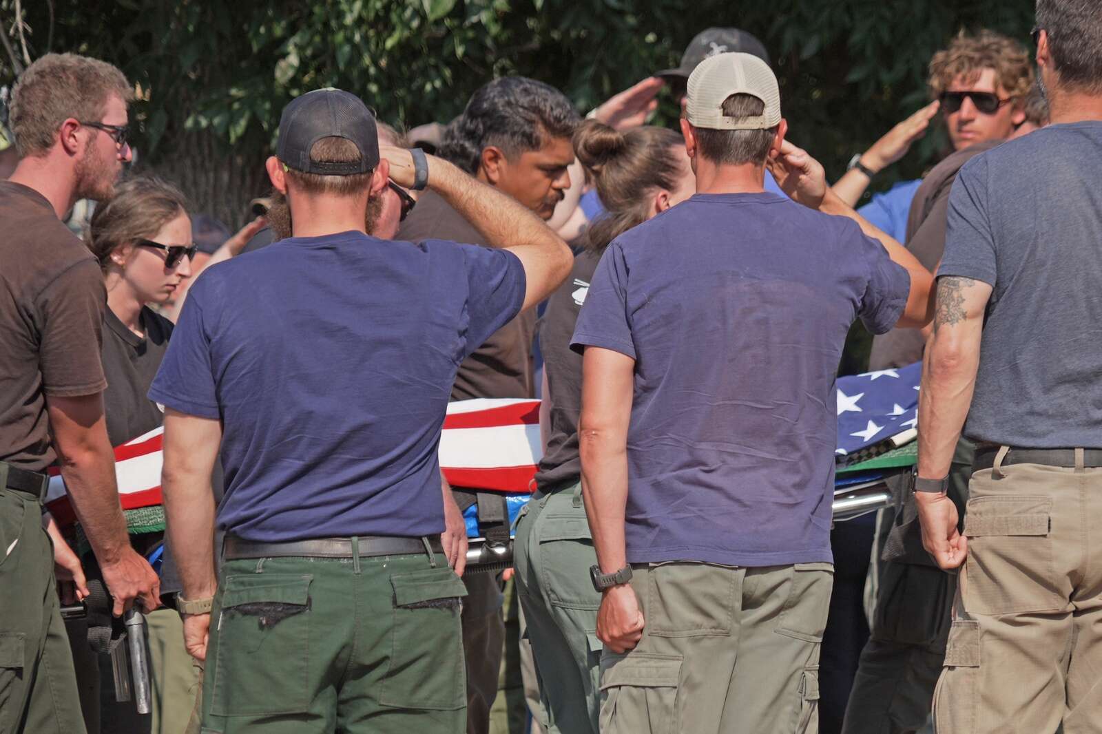 3 firefighters killed in Western wildfire were trying to shield themselves from flames - The Tri-City Record