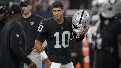 Garoppolo and Meyers spoil Payton's Denver debut in Raiders' 7th