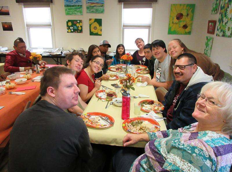 Residents Line Up For Community Thanksgiving Dinner In Cortez – The Journal