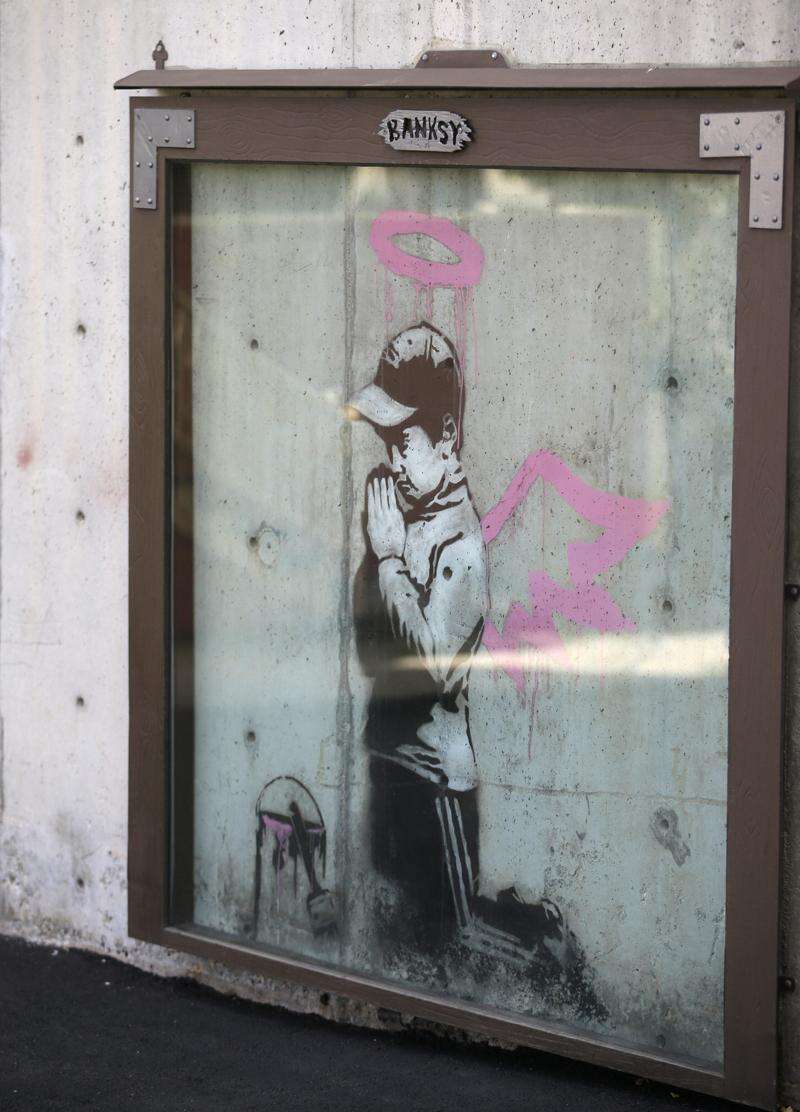 Banksy sundance flower Cameraman Graffiti Canvas 